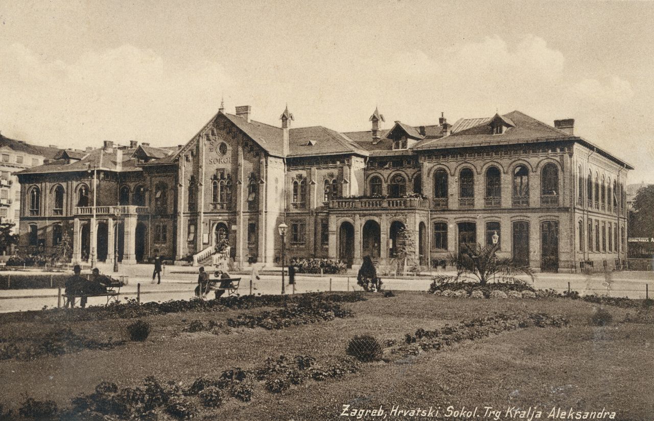 Zgrada Hrvatskog sokola, Trg kralja Aleksandra (današnji Trg Republike Hrvatske), oko 1930. godine